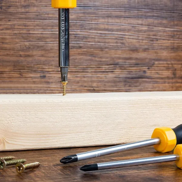 Multi-Purpose_Hand_Tool_Kit_with_Screwdrivers,_Hammer,_and_Measuring_Tape
