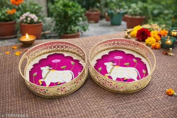 Multicolor_Metal_Cow_Design_Coffee_Tea_Serving_Tray_(Pack_Of_2)