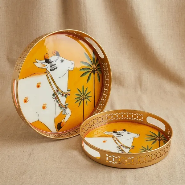 Yellow_Metal_Cow_Design_Coffee_Tea_Serving_Tray_(Pack_Of_2)