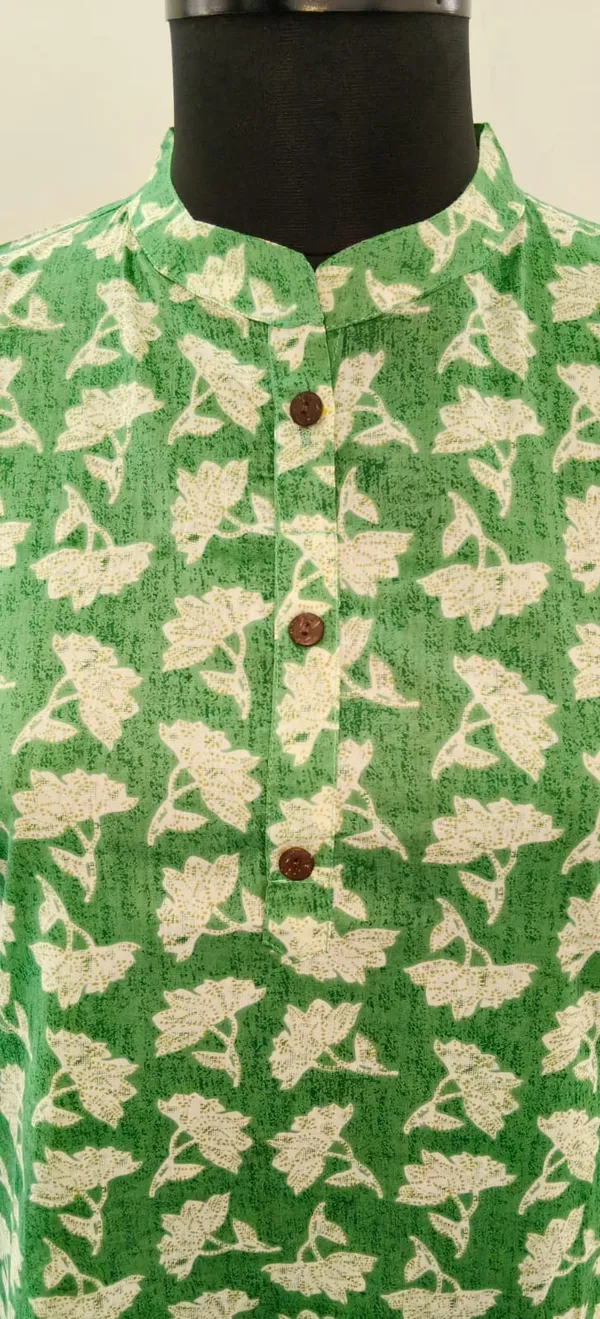 Green_Printed_Pure_Cotton_Short_Top_For_Women