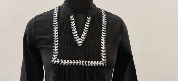 Black_Fine_Cotton_Flax_Premium_Top_For_Women