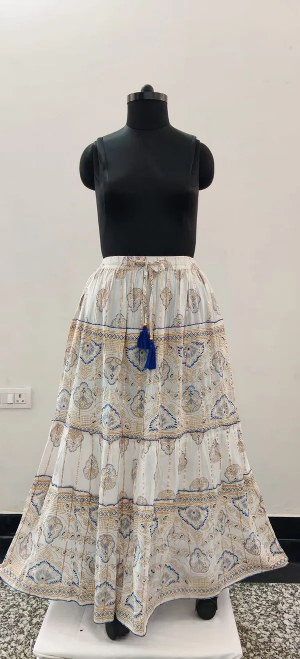 Off_White_With_Black_Print_Fine_Viscose_Lurex_Crinkle_Premium_Skirt_For_Women