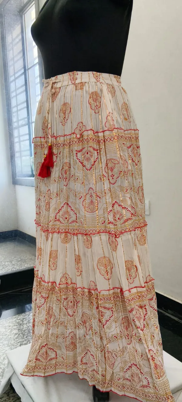 Off_White_With_Red_Print_Fine_Viscose_Lurex_Crinkle_Premium_Skirt_For_Women