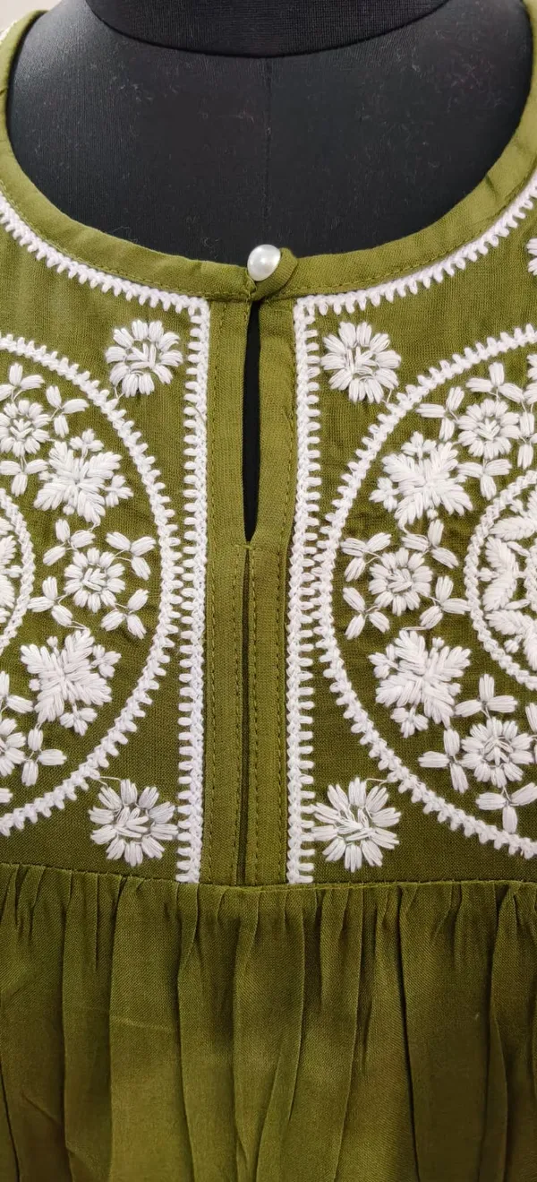 Mehandi_Green_Fine_Viscose_Premium_Tunic_Top_For_Women
