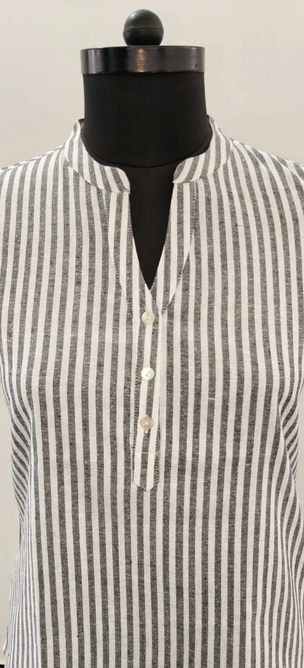 Black_And_White_South_Cotton_Premium_Top_For_Women