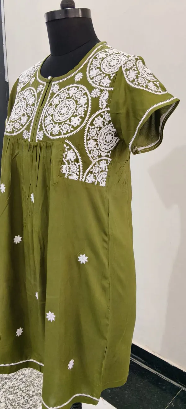 Mehandi_Green_Fine_Viscose_Premium_Tunic_Top_For_Women