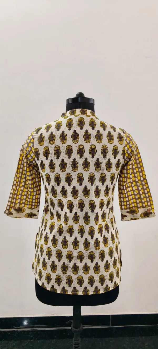 Yellow_Printed_Cotton_Premium_Top_For_Women