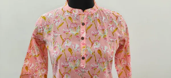 Peach_Printed_Pure_Cotton_Premium_Short_Top_For_Women