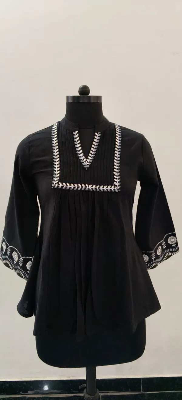 Black_Fine_Cotton_Flax_Premium_Top_For_Women