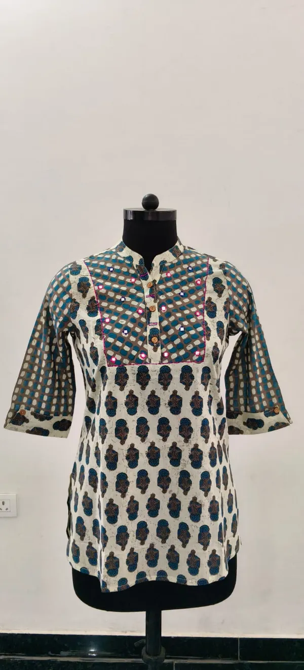 Blue_Printed_Cotton_Premium_Top_For_Women