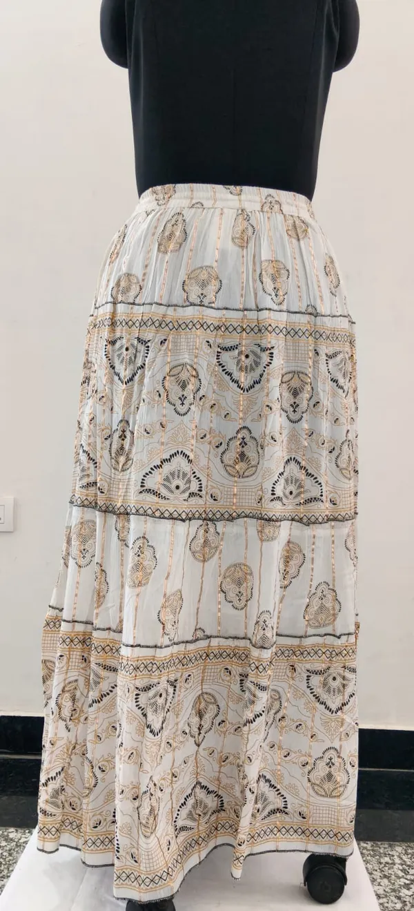 Off_White_With_Black_Print_Fine_Viscose_Lurex_Crinkle_Premium_Skirt_For_Women