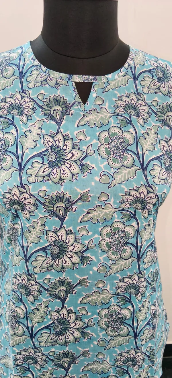 Turquoise_Blue_Pure_Cotton_Premium_Top_For_Women