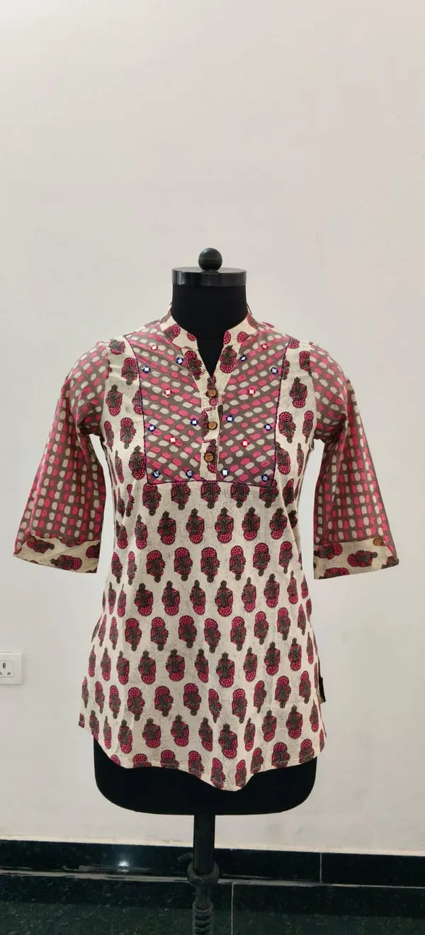 Pink_Printed_Cotton_Premium_Top_For_Women