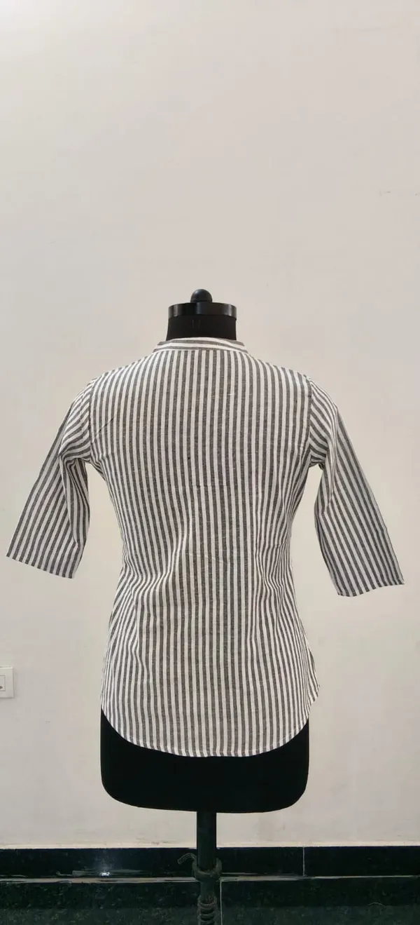 Black_And_White_South_Cotton_Premium_Top_For_Women
