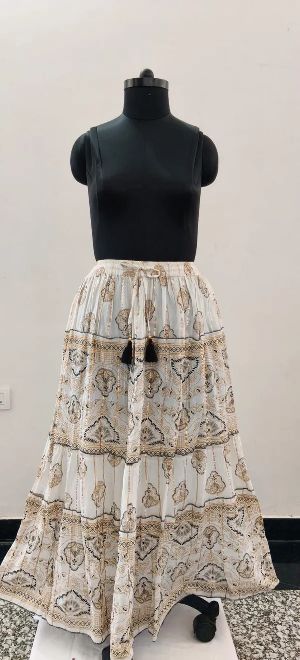 Off_White_With_Black_Print_Fine_Viscose_Lurex_Crinkle_Premium_Skirt_For_Women