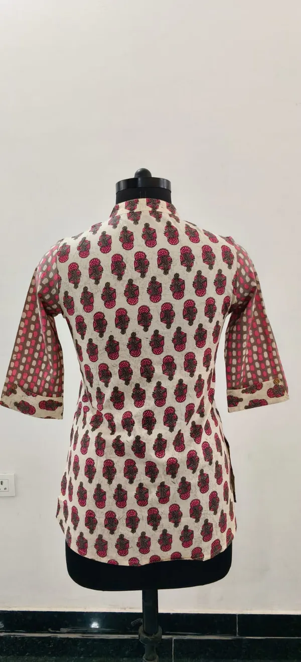 Pink_Printed_Cotton_Premium_Top_For_Women