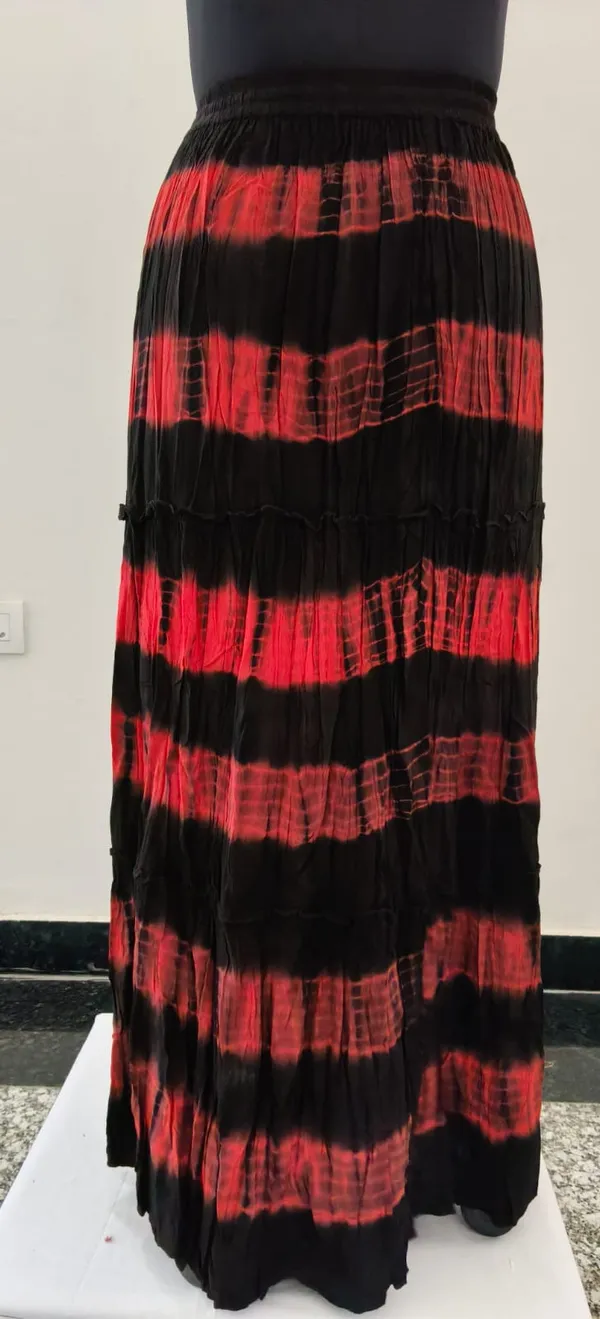 Red_And_Black_Fine_Viscose_Premium_Tier_Skirt_For_Women