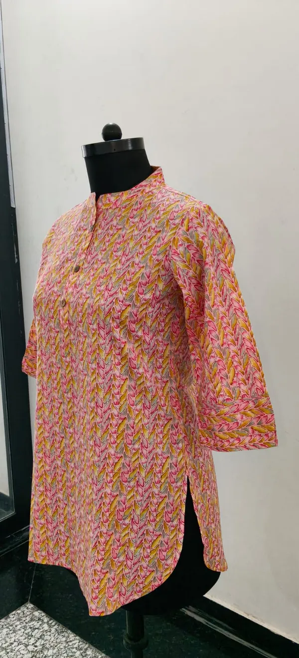 Light_Orange_Printed_Pure_Cotton_Premium_Short_Top_For_Women