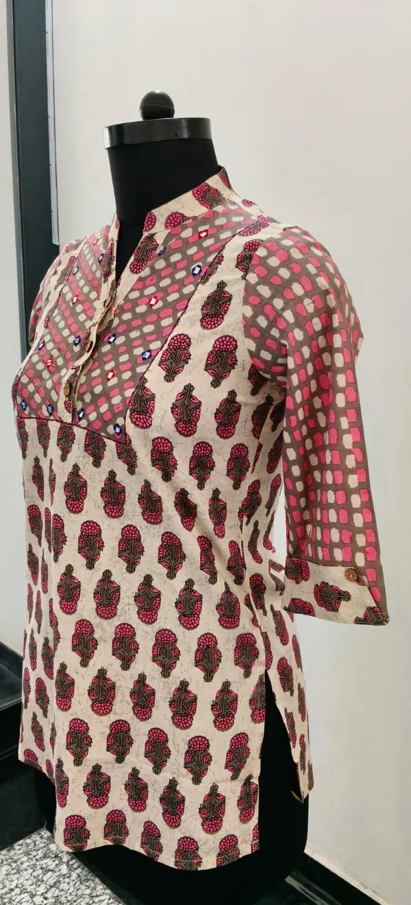 Pink_Printed_Cotton_Premium_Top_For_Women