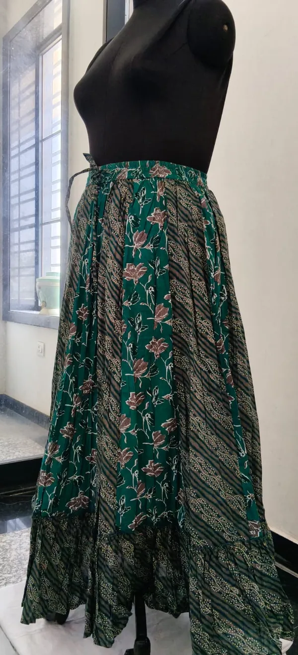 Green_Floral_Printed_Cambric_Cotton_Skirt_For_Women