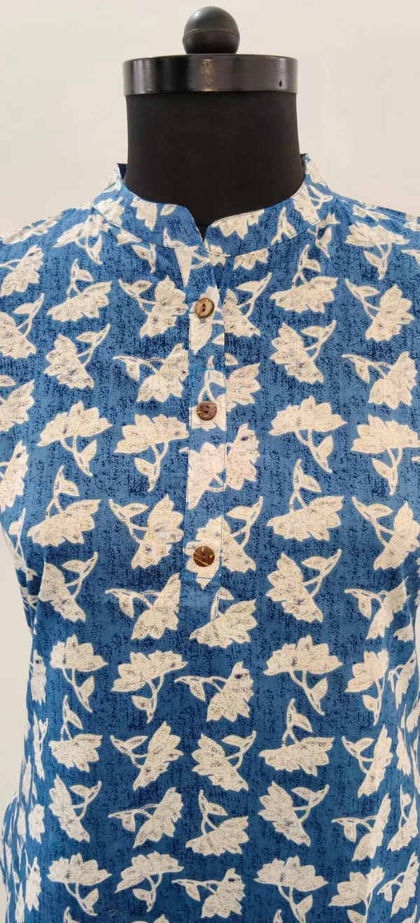 Blue_Printed_Pure_Cotton_Short_Top_For_Women