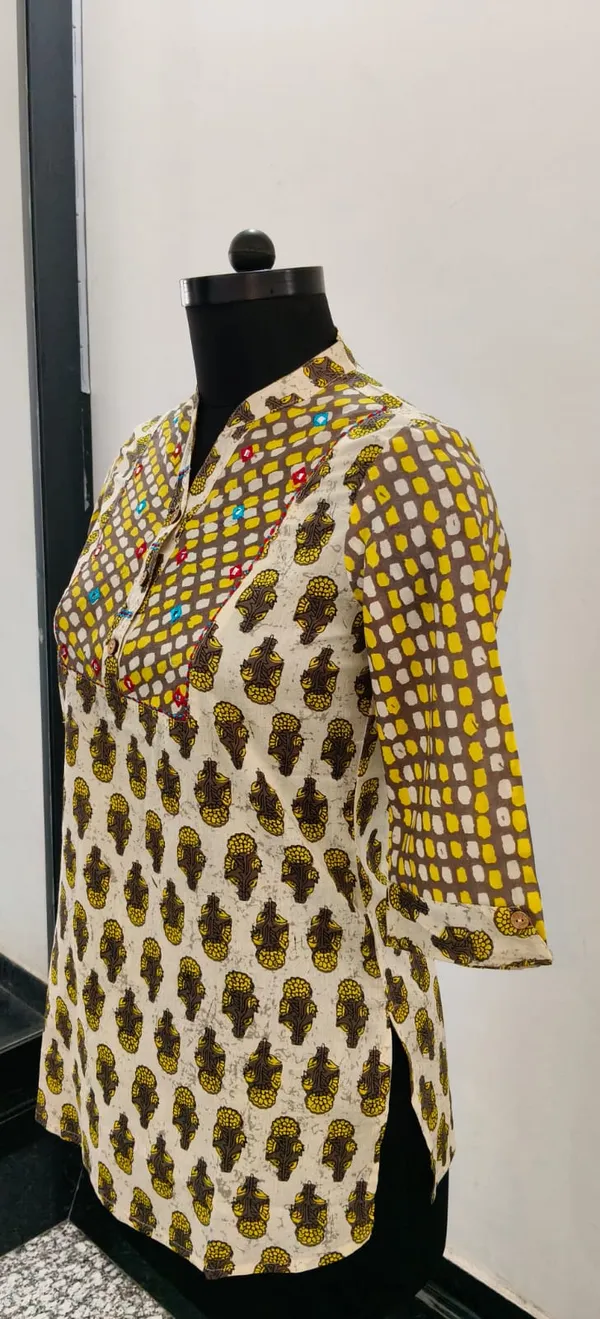 Yellow_Printed_Cotton_Premium_Top_For_Women