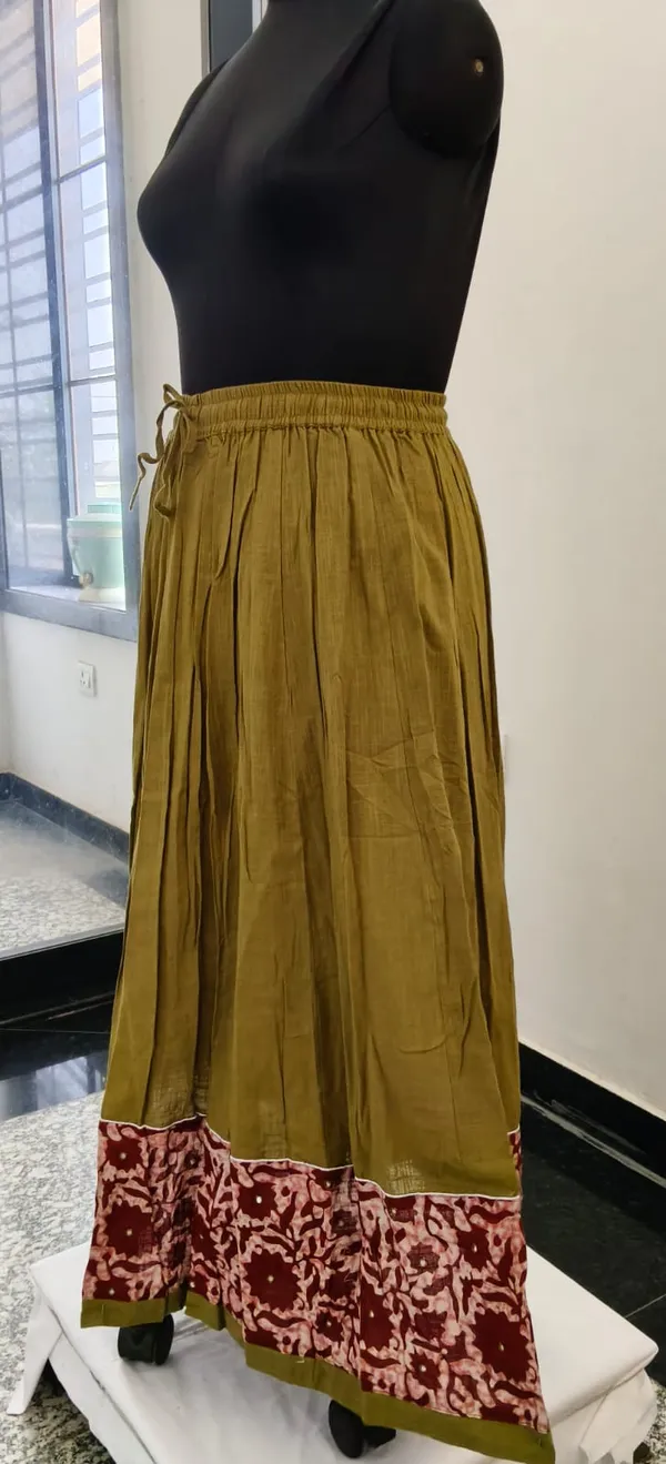 Mehendi_Green_Cotton_Fabric_Premium_Skirt_For_Women