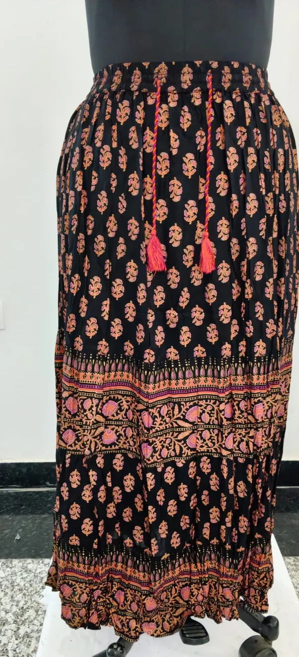 Black_And_Pink_Fine_Viscose_Premium_Top_And_Skirt_Set_For_Women