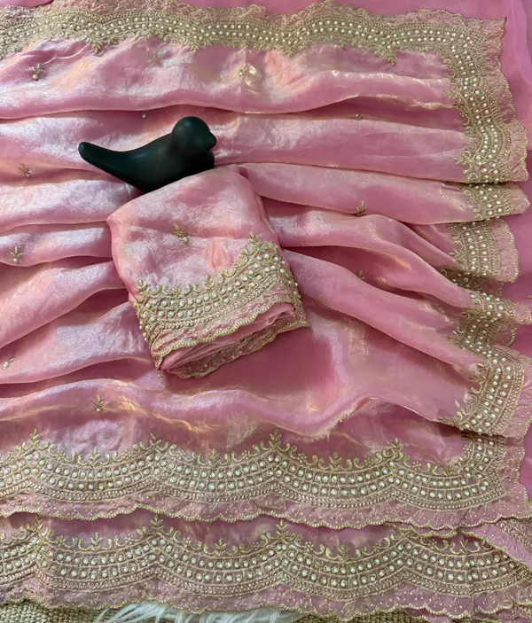 Women_Pink_Organza_Saree_With_Heavy_Embellished_Border_And_Blouse_Piece