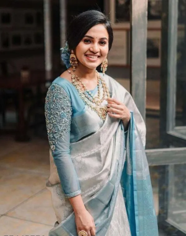 Designer_Grey_And_Blue_Dual_Tone_Saree_With_Heavy_Embellished_Blouse