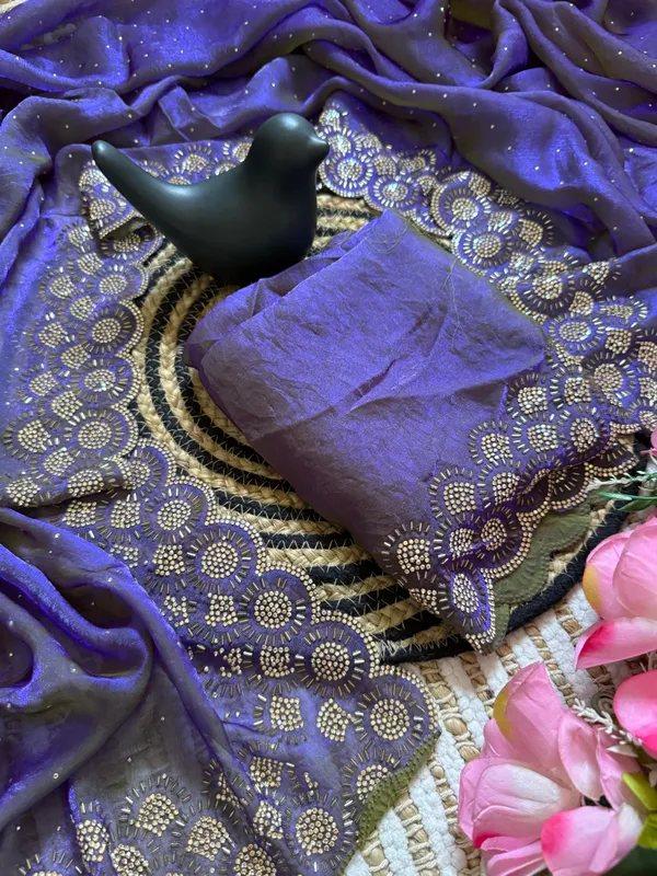 Purple_Cotton_Embellished_Casual_Saree_With_Unstitched_Blouse_Piece
