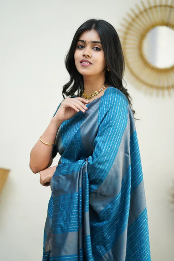Women's_Soft_Lichi_Silk_Saree_|_Kanjivaram_&_Banarasi_Design_|_Festive_&_Wedding_Wear