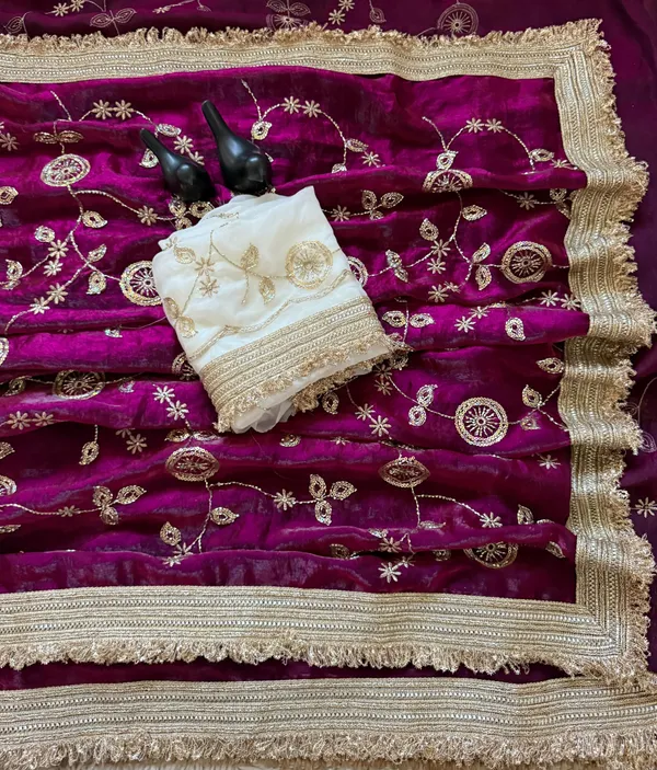 Purple_Embroidered_Saree_With_Gold_Border_And_Contrast_White_Blouse