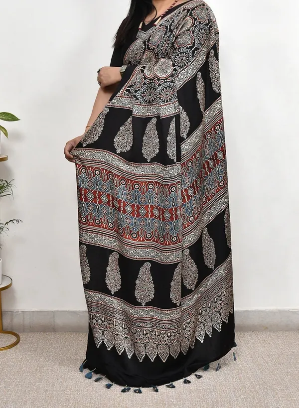 Maroon_&_Black_Floral_Ajrakh_Bindi_Japan_Silk_Saree_with_Rich_Pallu