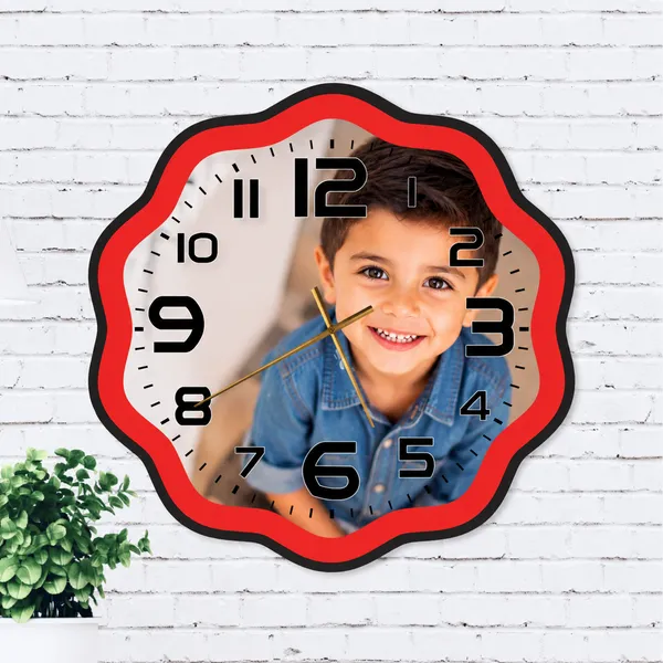 Customized_Scalloped_Edge_Wooden_Photo_Wall_Clock_Single_Picture