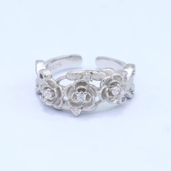 White_Rhodium_Sterling_Silver_Floral_Motif_Adjustable_Ring_For_Women