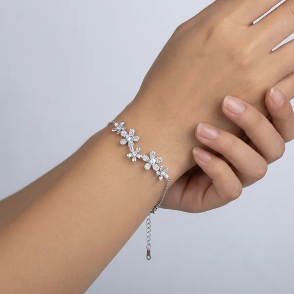 White_Sterling_Silver_Flower_Bracelet_For_Women