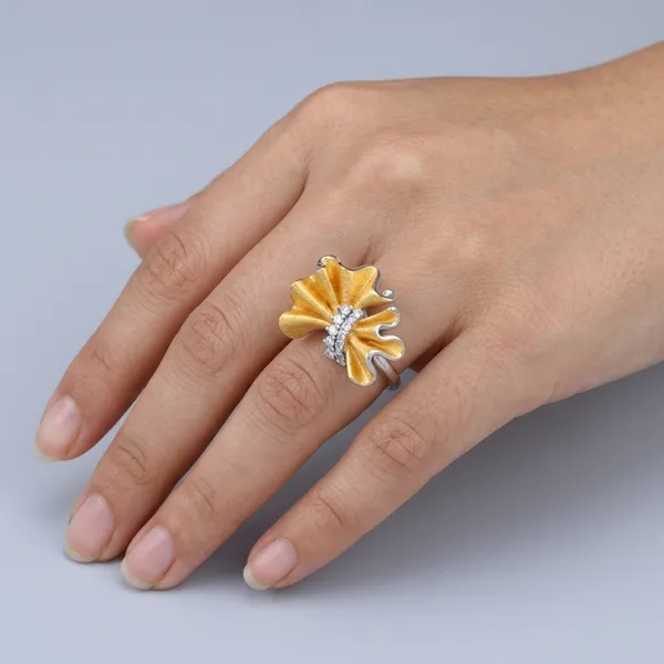 Two_Tone_Sterling_Silver_Bow_Embellished_Ring_For_Women