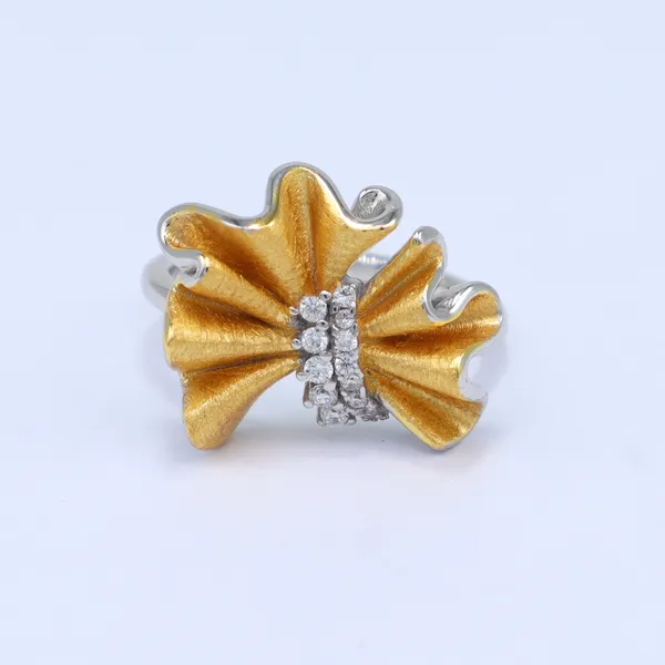 Two_Tone_Sterling_Silver_Bow_Embellished_Ring_For_Women