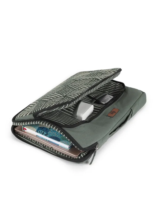 GREEN_GRID_(Green)_Laptop_Sleeve_With_Geometric_Pattern__Fits_Up_To_14_Inch_Laptops