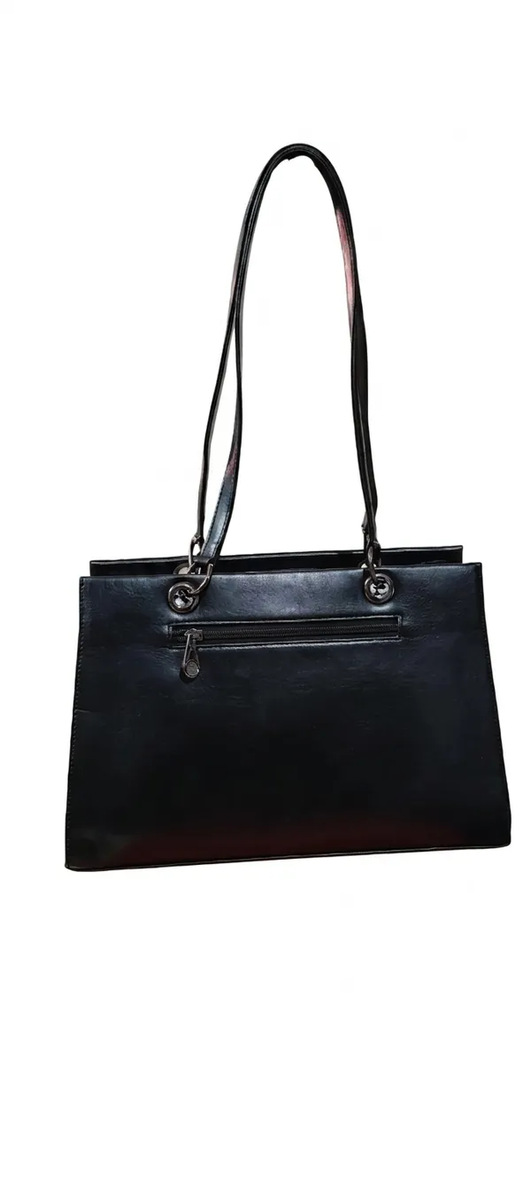 Black_And_White_Croc_Textured_Handbag_With_Shoulder_Straps