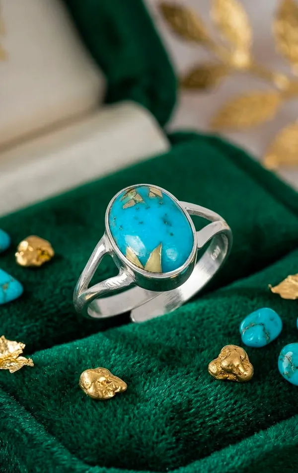 Natural_Turquoise_Stone_(Salman_Khan__stone)__Ring_-__valued_for_bringing_good_luck,_success,_and_deep_emotional_balance