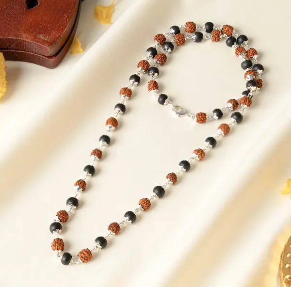 The_rudraksh_and_karungali_mala_-_For_protection_from_negative_energy..