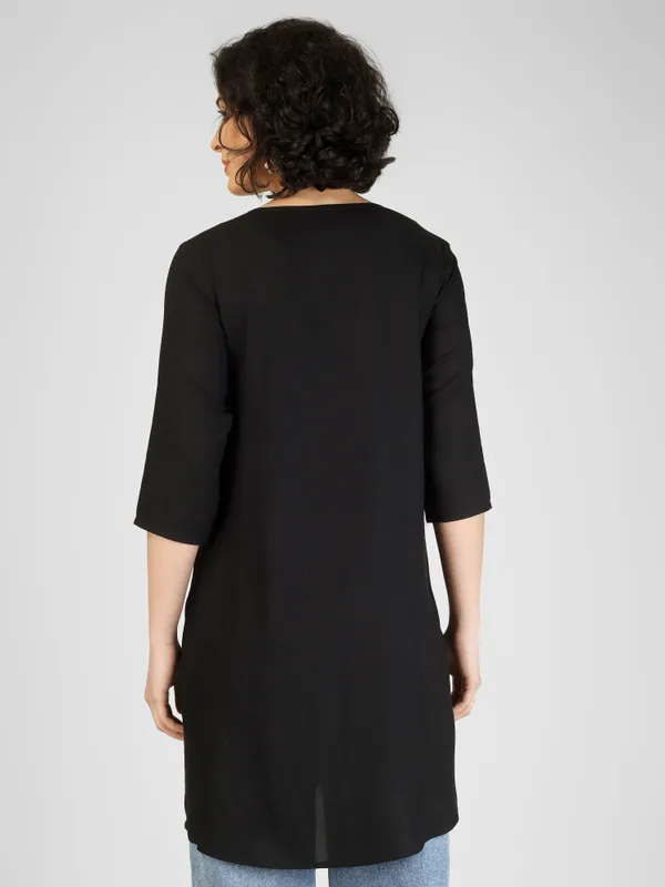 Black_Pure_Rayon_A-Line_Pleated_Tunic_For_Women
