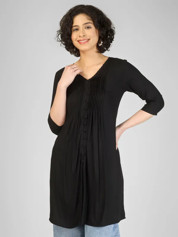 Black_Pure_Rayon_A-Line_Pleated_Tunic_For_Women