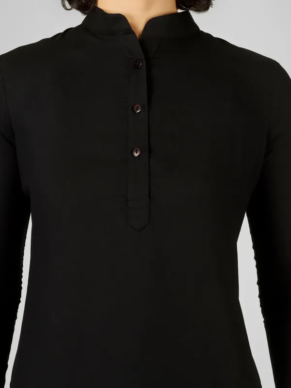 Black_Pure_Rayon_Straight_Fit_Kurta_For_Women