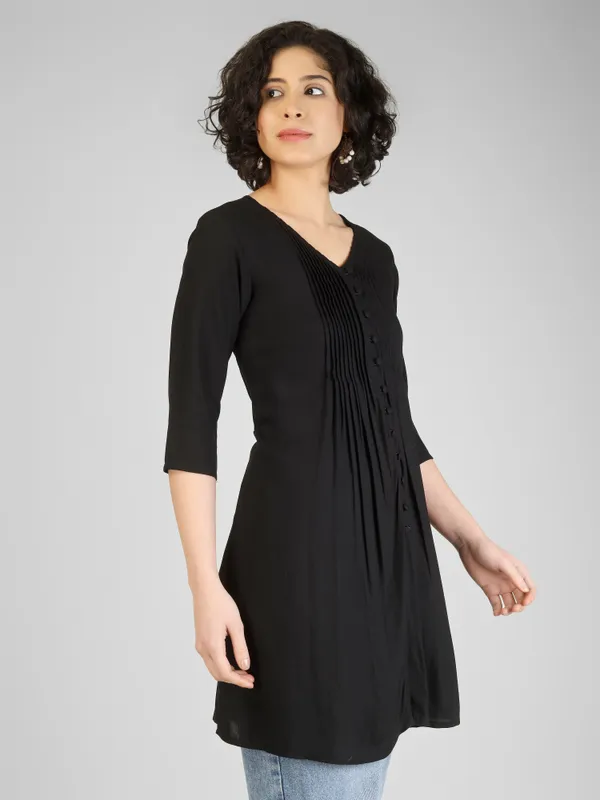 Black_Pure_Rayon_A-Line_Pleated_Tunic_For_Women