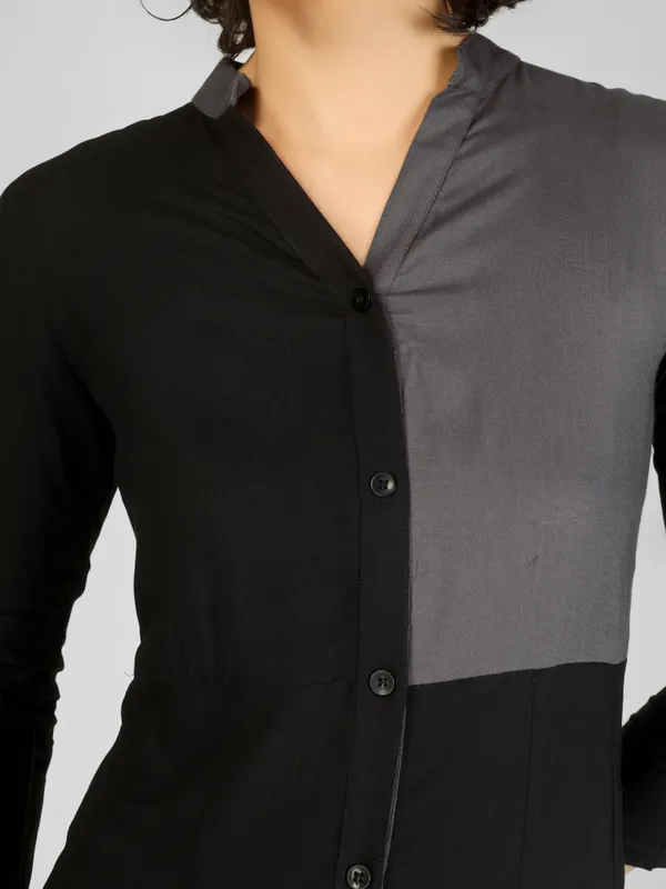 Black_Grey_Pure_Rayon_Color_Block_Midi_Dress_For_Women