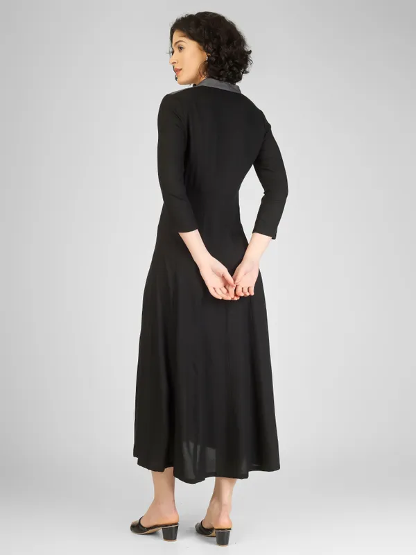 Black_Grey_Pure_Rayon_Color_Block_Midi_Dress_For_Women