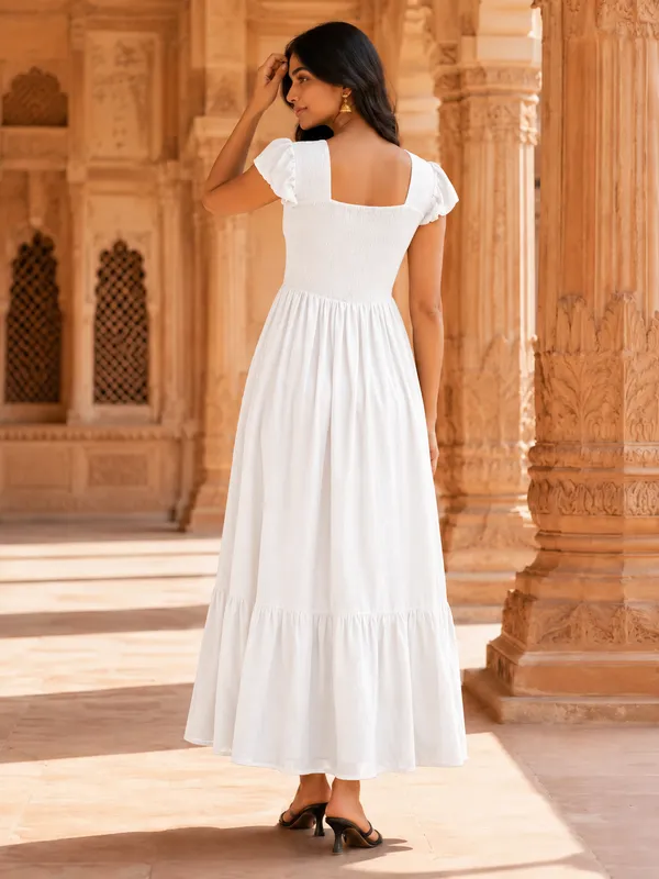 White_Casual_Maxi_Dress_for_Women